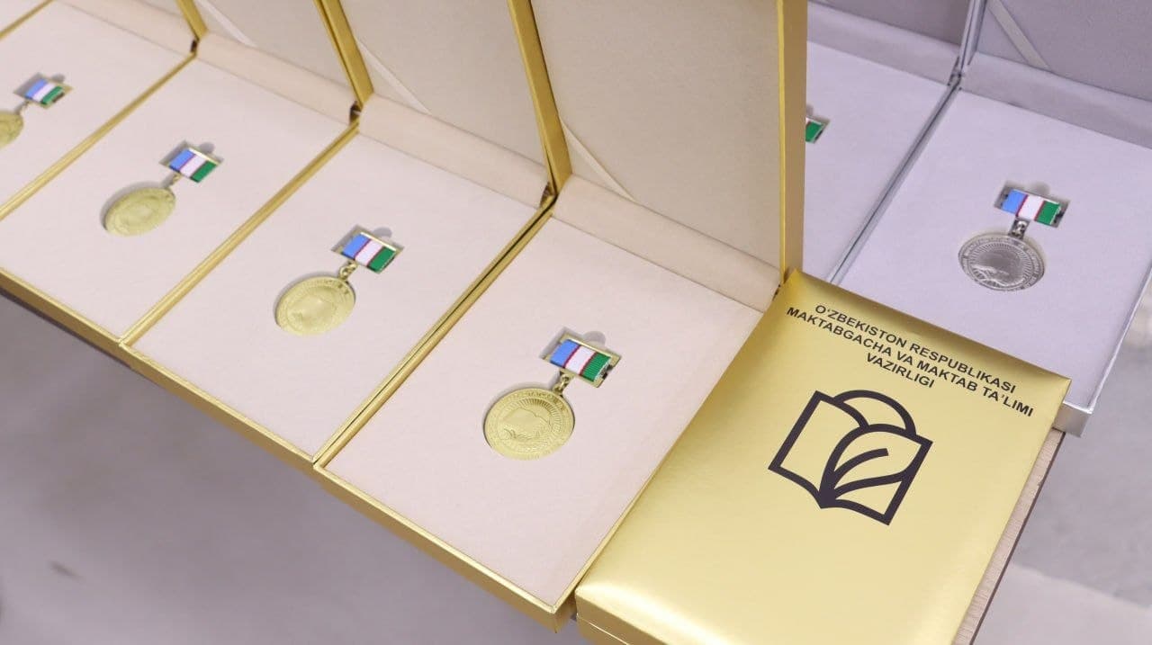 Rekord nátiyje: Nókis qalasında 153 pitkeriwshi altın medal iyesi boldı