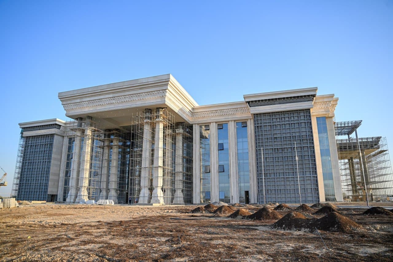 President Shavkat Mirziyoyev got acquainted with the ongoing construction work in New Tashkent.