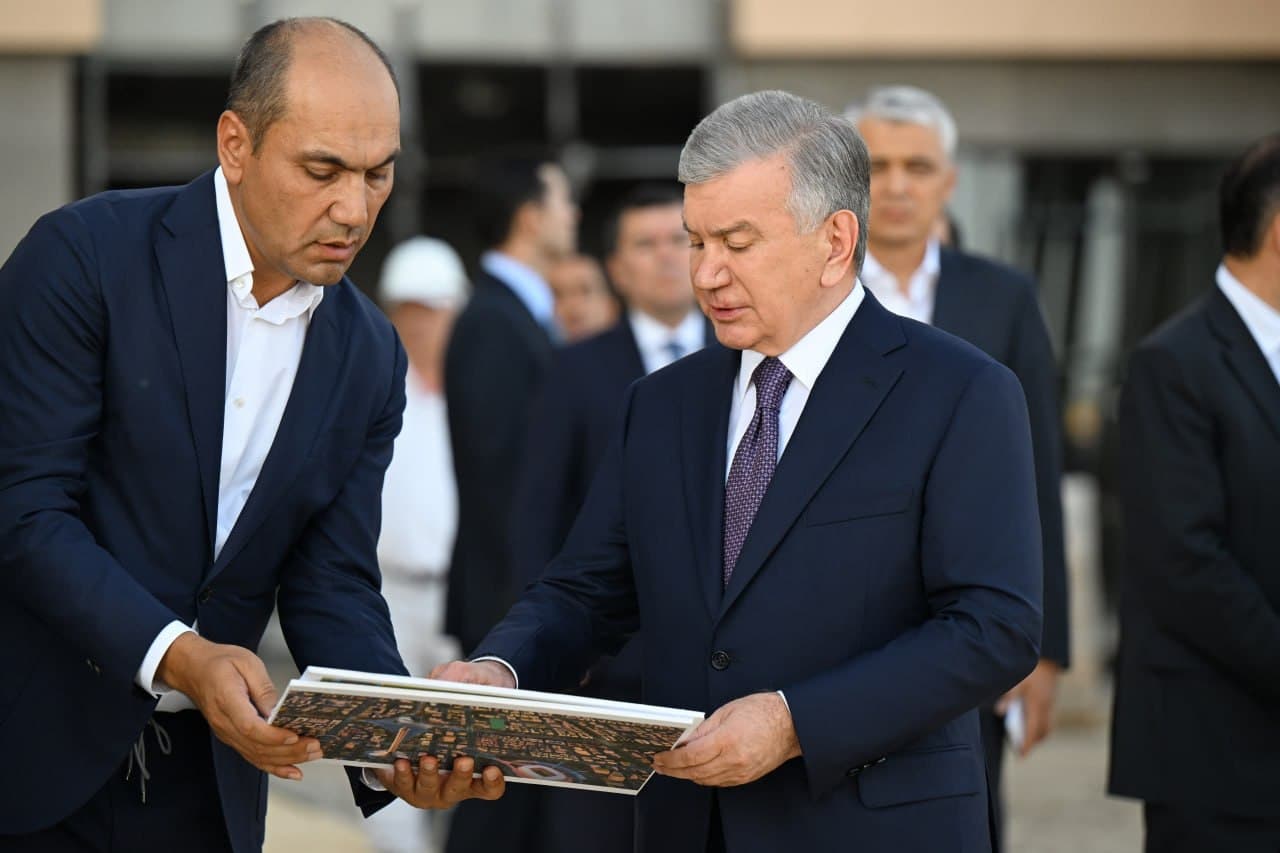 President Shavkat Mirziyoyev got acquainted with the ongoing construction work in New Tashkent.