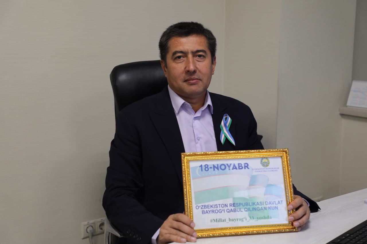 Сотрудники Министерства энергетики и подведомственных организаций относятся к Государственному флагу Республики Узбекистан с большим уважением