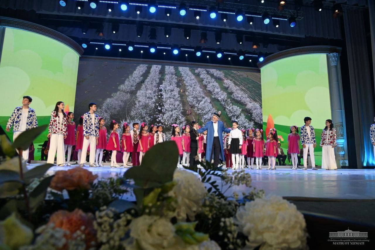 Состоялось торжественное мероприятие по случаю 8 декабря - Дня Конституции Республики Узбекистан