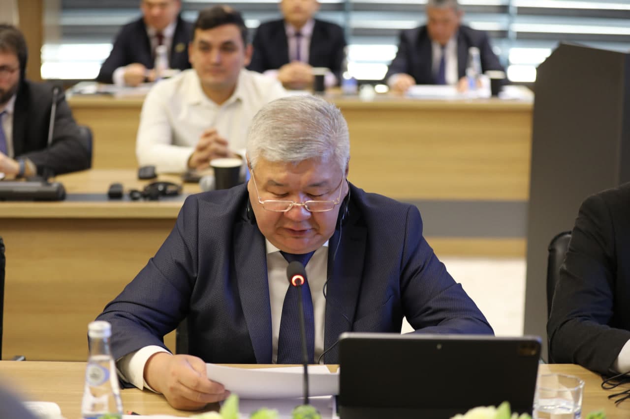 Министры энергетики Республики Узбекистан, Кыргызской Республики и Республики Казахстан, а также представители Всемирного банка обсуждают в Ташкенте реализацию проекта строительства Камбаратинской ГЭС-1