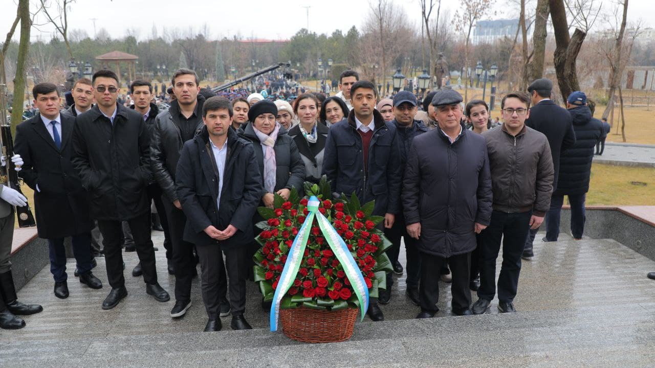 Широко отмечается 584-летие со дня рождения великого поэта и мыслителя Алишера Навои