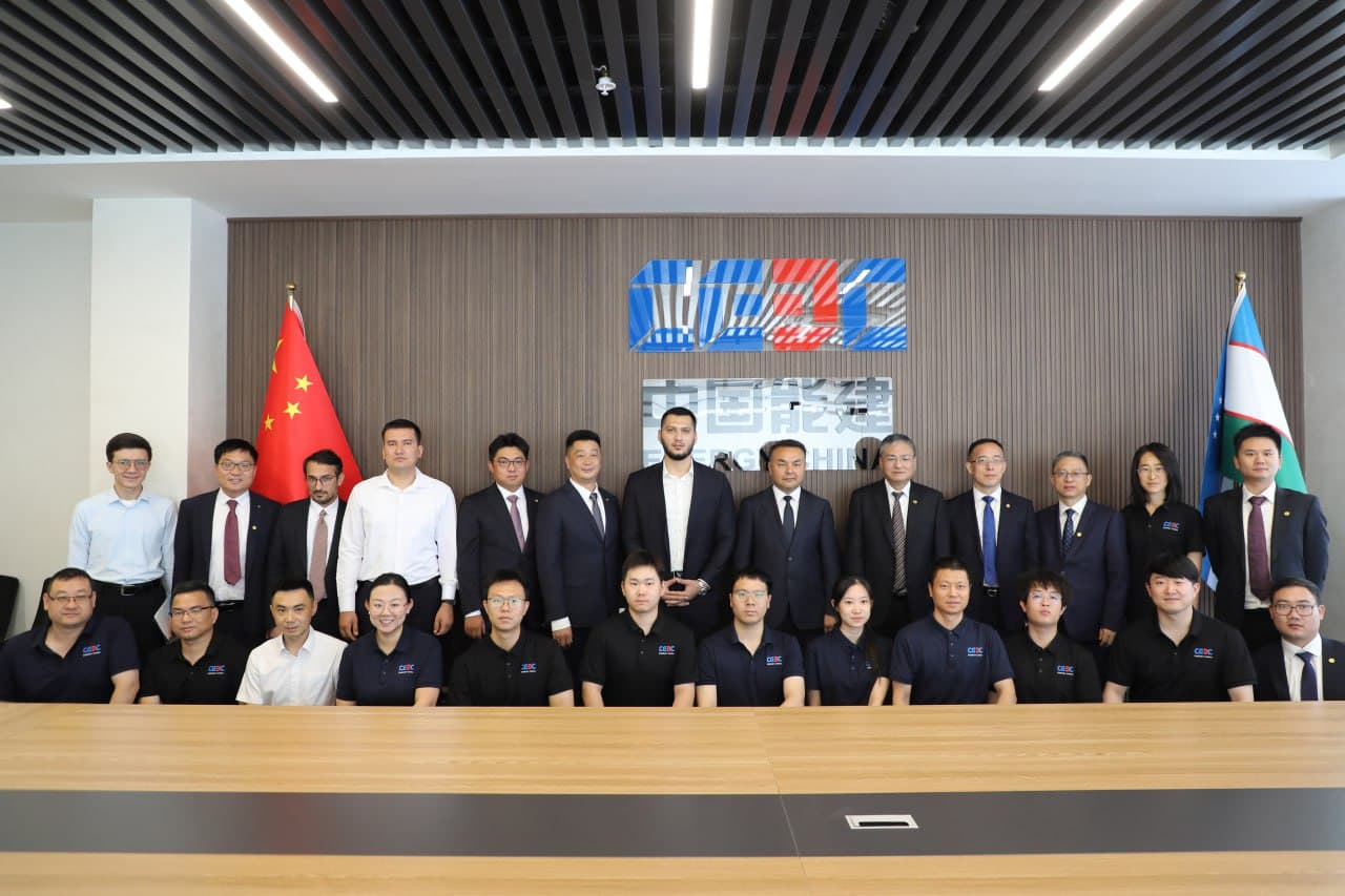 Қайта тикланувчи энергия манбаларини ривожлантириш соҳасида муҳим шартномалар имзоланди