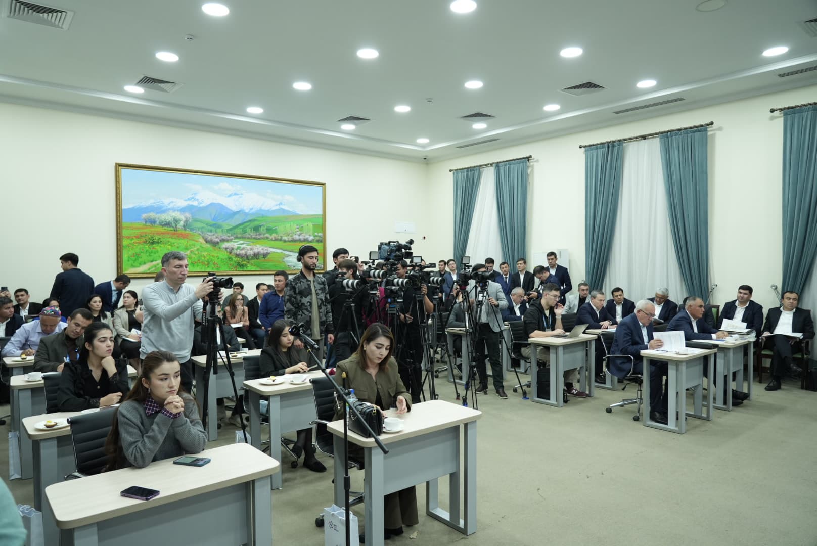 Matbuot anjumani: Energetika sohasida barqarorlik sari amaliy ishlar va erishilgan natijalar. Kuz-qish mavsumi — mas’uliyatli davrda aniq choralar