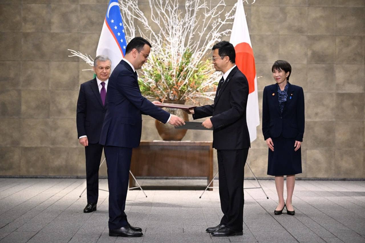 Ўзбекистон Президенти ва Япония Бош вазири икки томонлама муносабатларни кенгайтирилган стратегик шериклик даражасига олиб чиқдилар