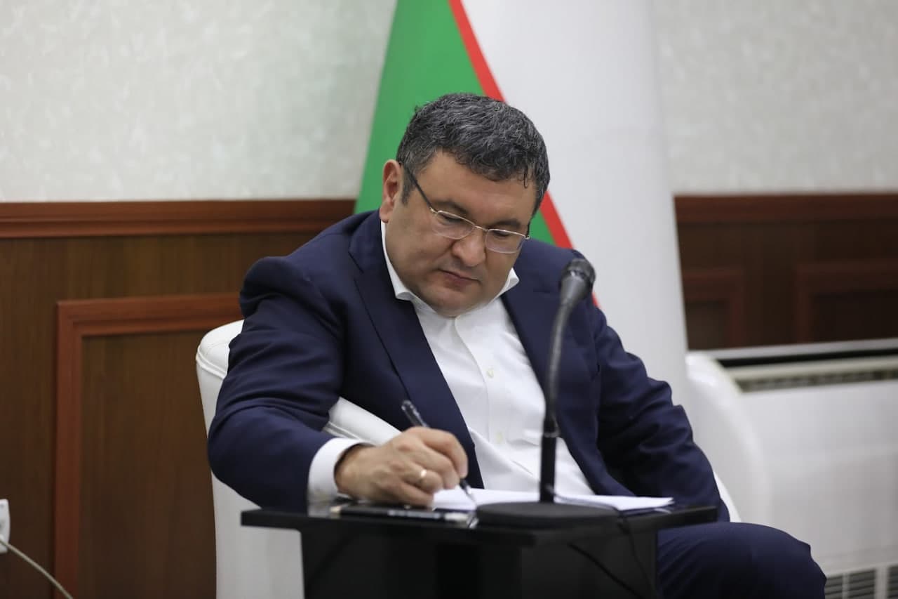 Министр энергетики провел очередной открытый диалог с молодежью