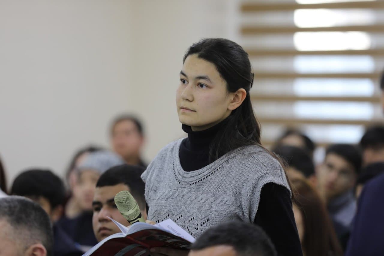 Очередной открытый диалог Министра энергетики с молодежью прошёл с участием будущих энергетиков