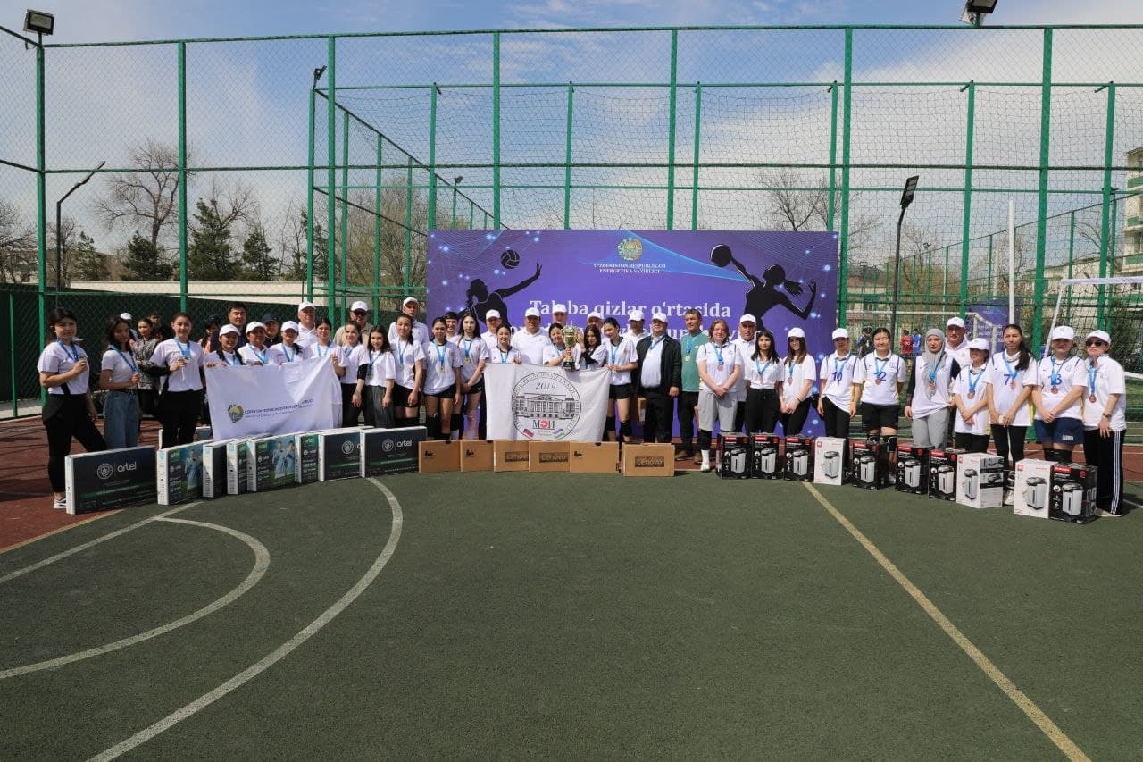Talaba-qizlar o‘rtasida voleybol bo‘yicha o‘tkazilgan musobaqa o‘z yakuniga yetdi va g‘oliblar aniqlandi