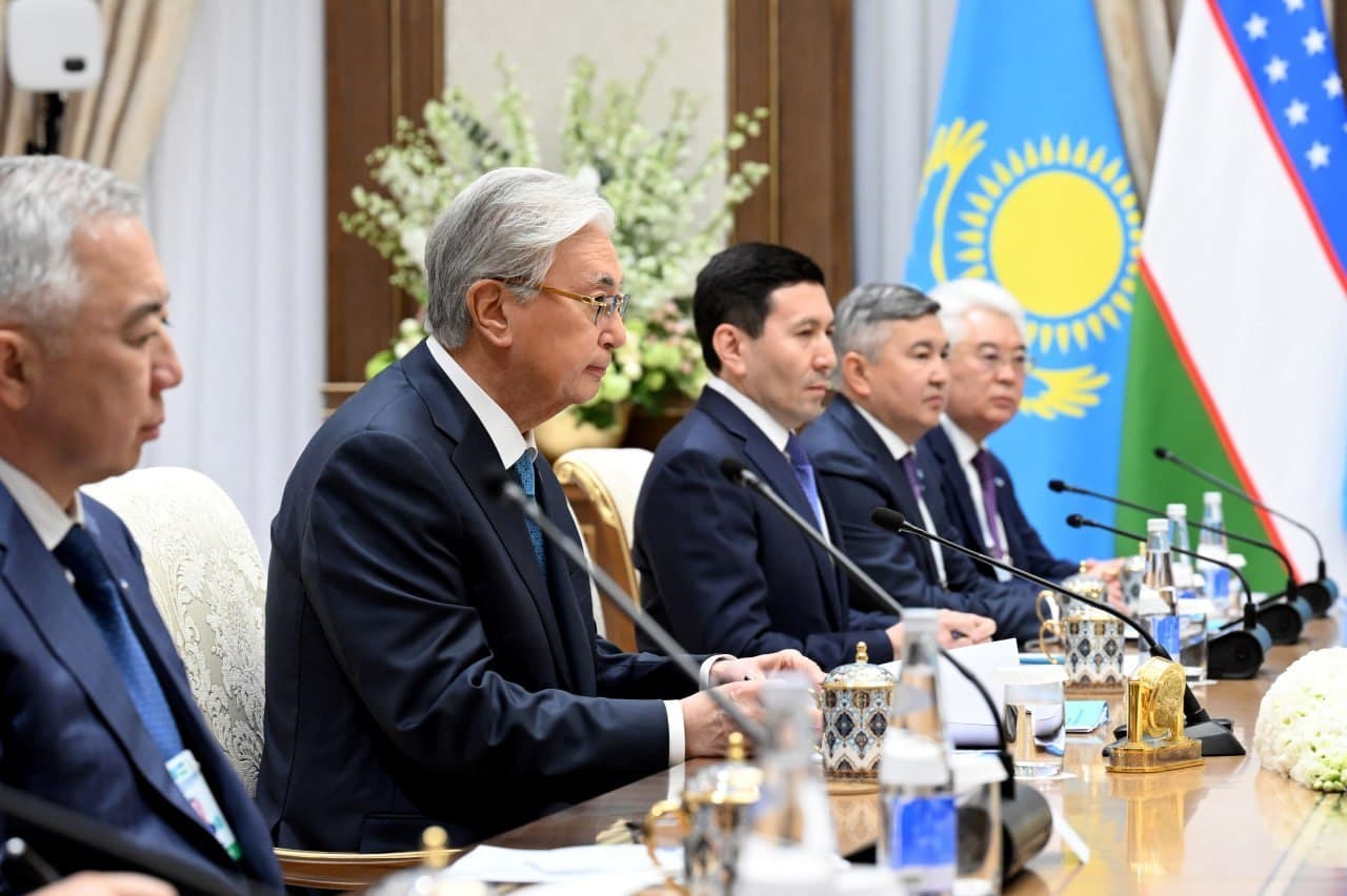 Президенты Узбекистана и Казахстана выступили за дальнейшее развитие стратегического партнерства и союзничества