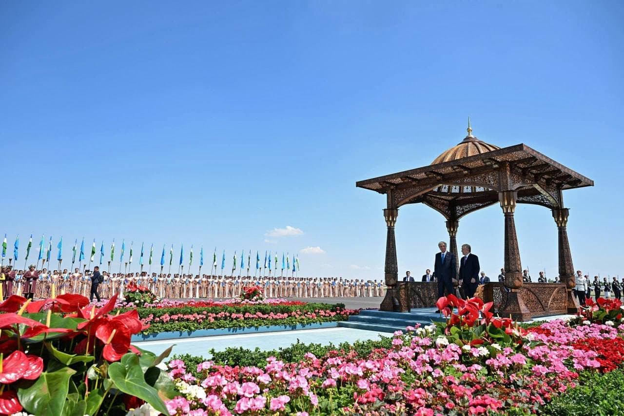 Ўзбекистон ва Қозоғистон Президентлари Бухорода учрашдилар