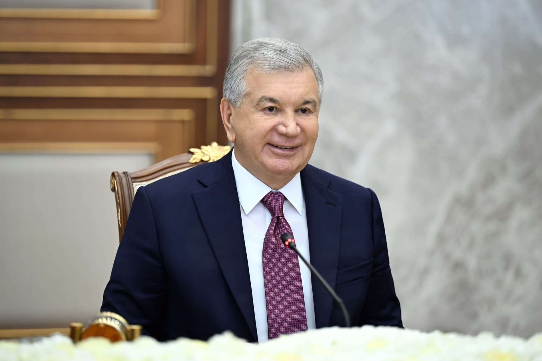 Президент Узбекистана ознакомился с ходом реализации проектов компании «Лукойл»