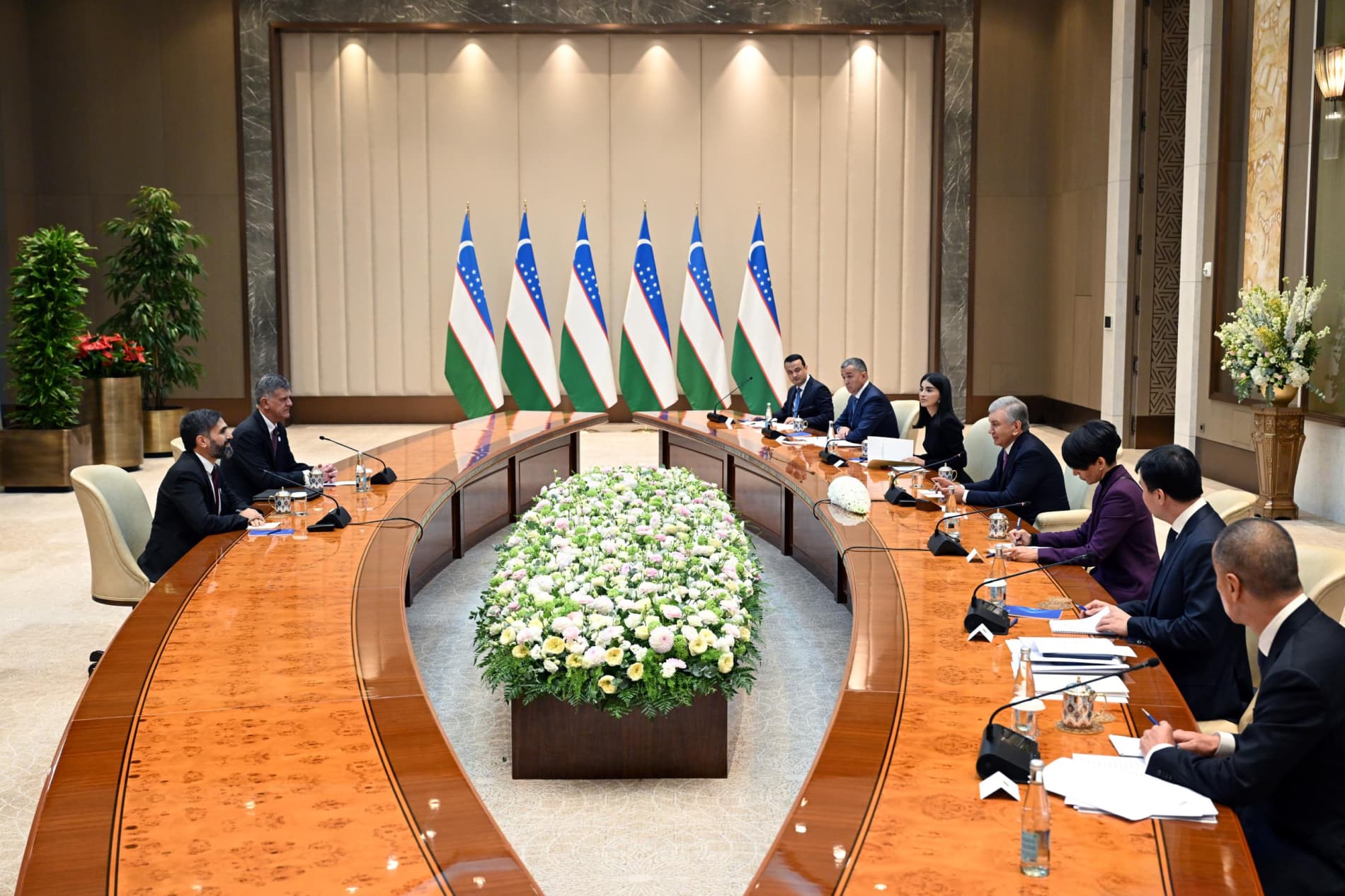 President of Uzbekistan Discusses Progress of Projects with SOCAR and British Petroleum