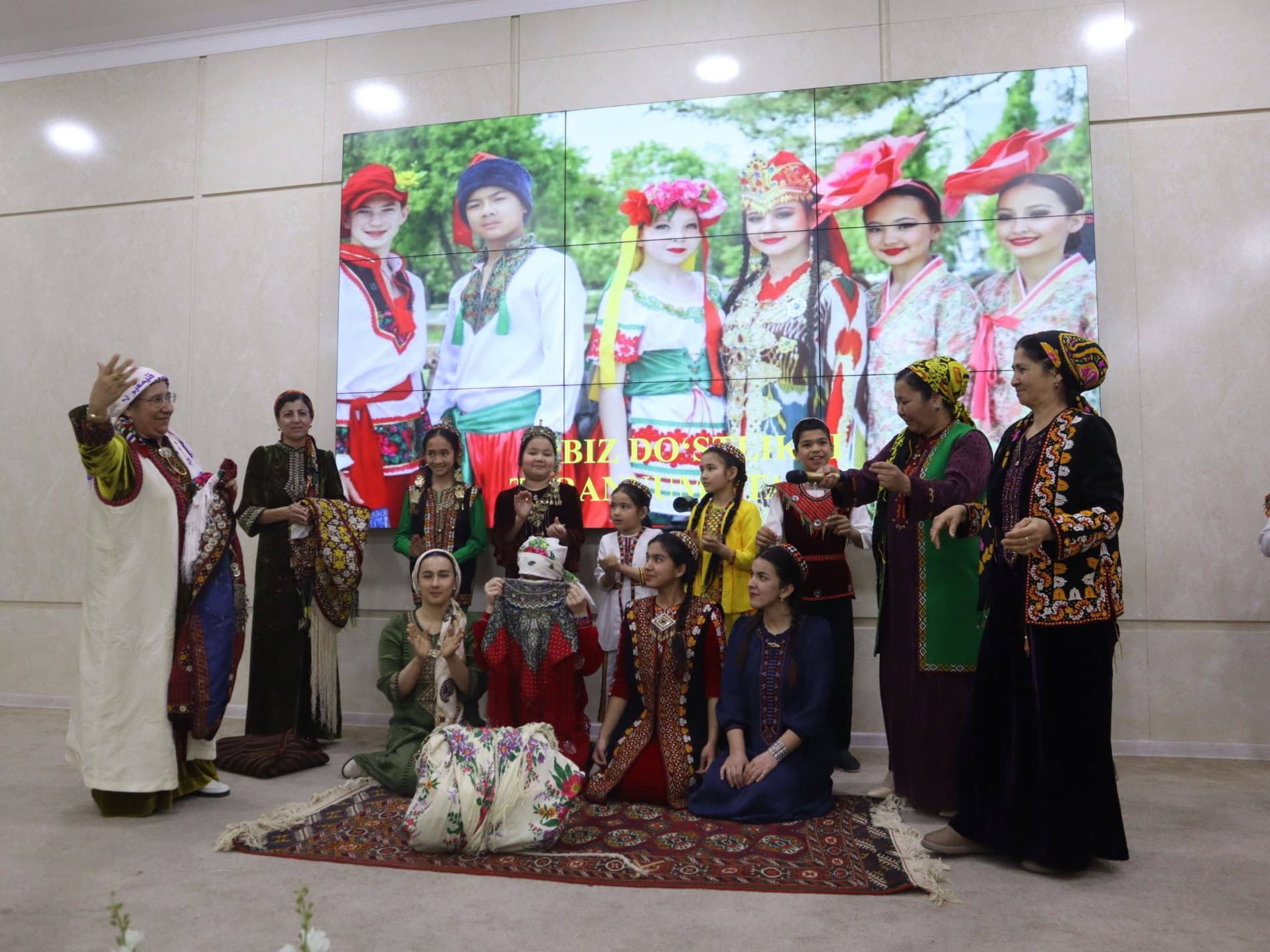 Taqıyatasta milletleraralıq tatıwlıqqa baǵıshlanǵan bayram ilajı bolıp ótti