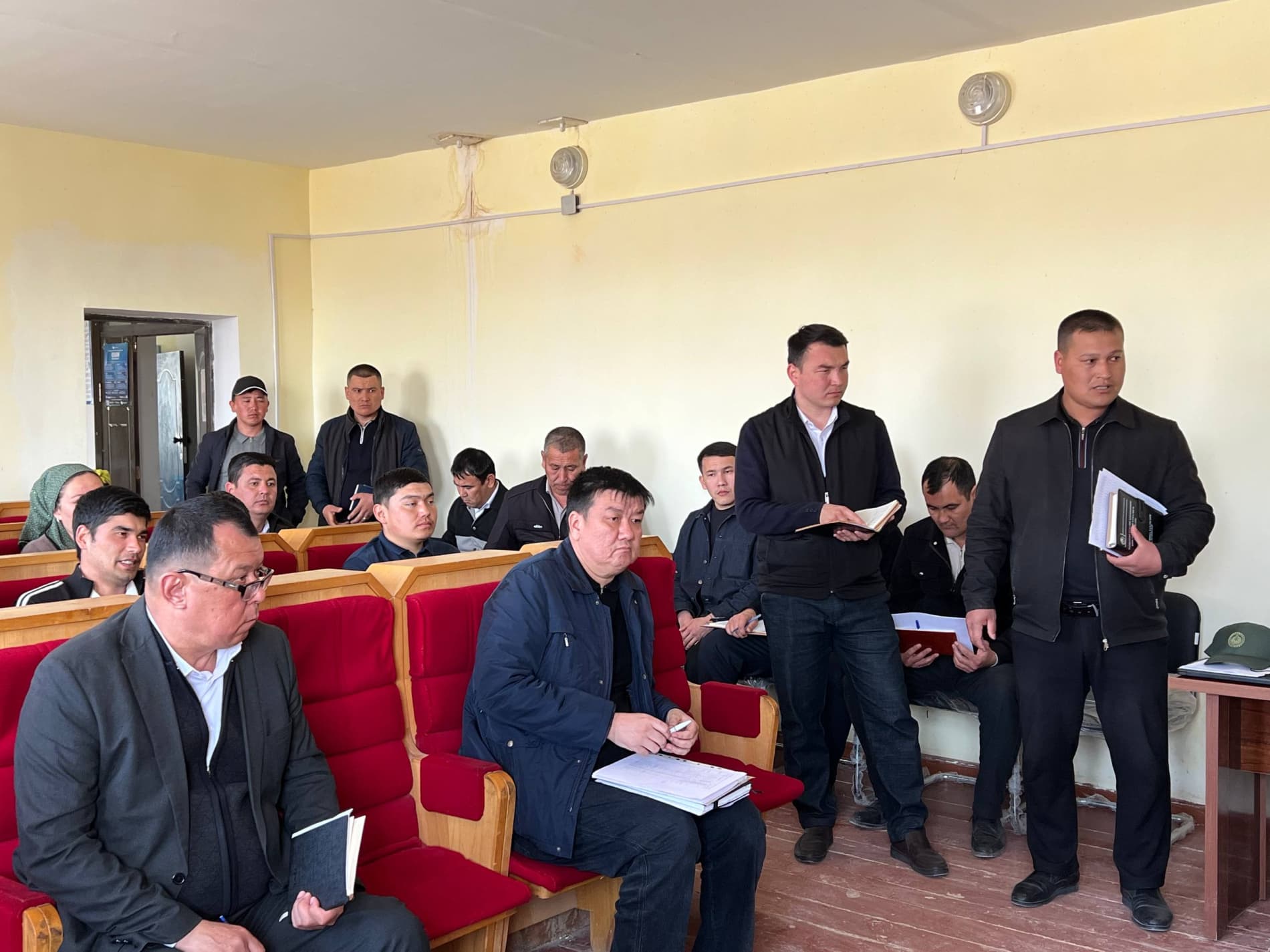 Húrmetli Prezidentimizdıń baslaması menen mámleketimizde hár hápteniń piyshembi kúni "Jaslar kúni" etip belgilengen.