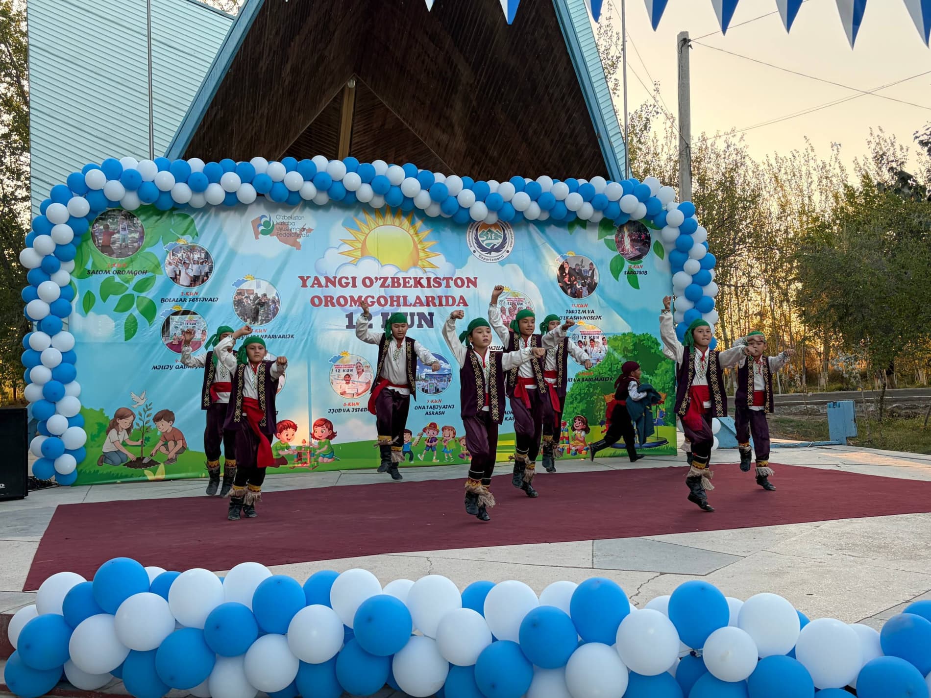 Taxiatosh tumanidagi “Aydin Jol” bolalar sog‘lomlashtirish oromgohida 4-mavsumning yopilish marosimi bo‘lib o‘tdi.
