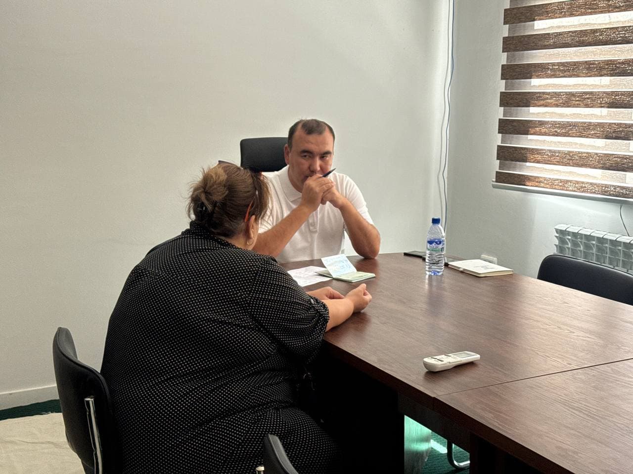 Taxiatosh tumani Xalq qabulxonasida tuman hokimining birinchi o‘rinbosari S.Allambergenov fuqarolar bilan uchrashib, ularning murojaatlari, fikr va takliflarini tinglash maqsadida navbatdagi shaxsiy qabulini o‘tkazdi.