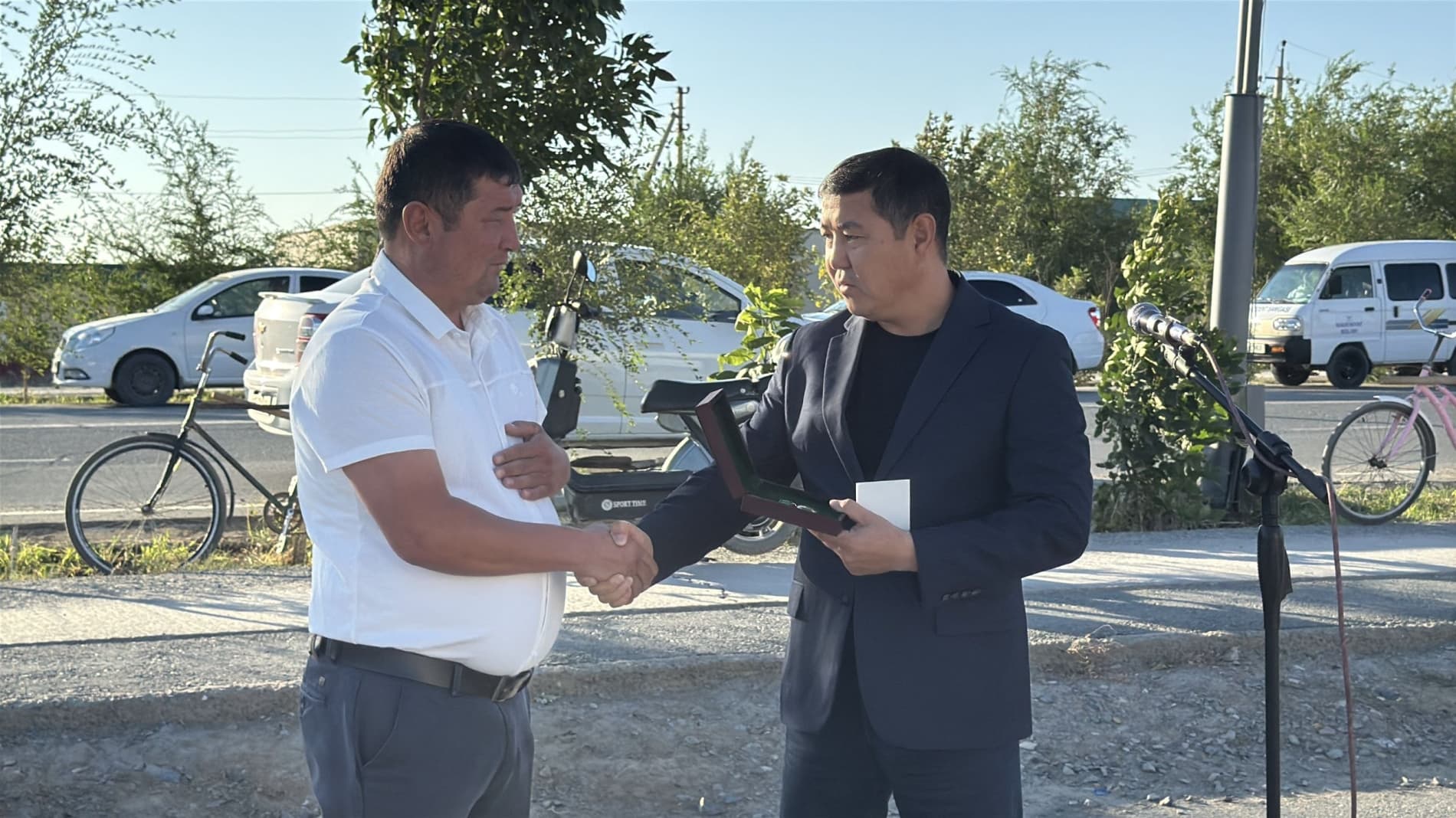 Alisher Bekmuratov "Tozalik qo‘riqchisi" ko‘krak nishoni bilan taqdirlandi