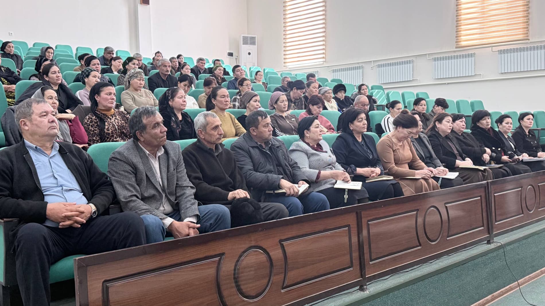 Ipakchilik sohasini yanada rivojlantirishga bag'ishlangan seminar bo'lib o'tdi.