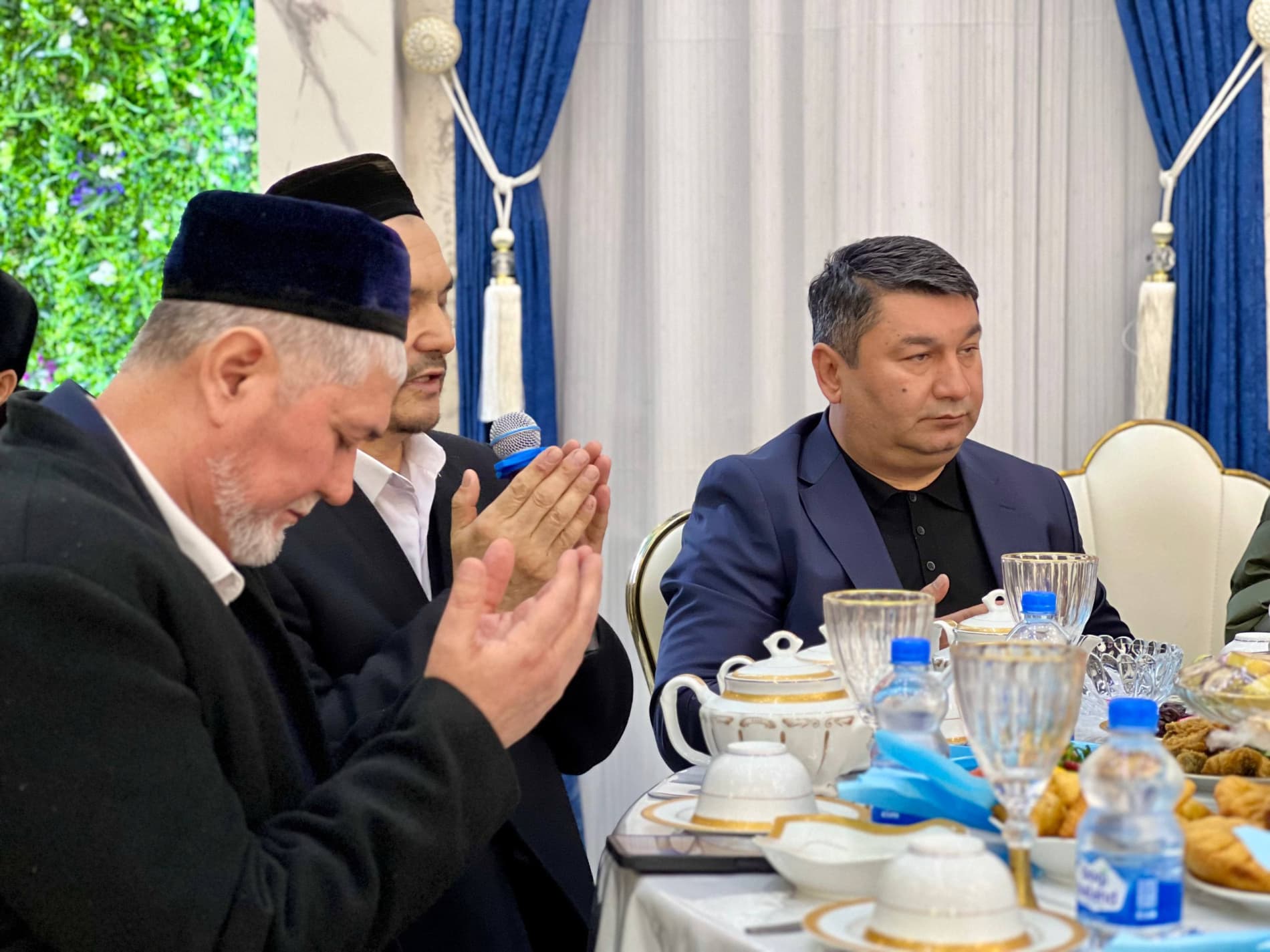 Ramazan-mehir-múriwbet, awızbirshilik hám shúkirshilik ayı