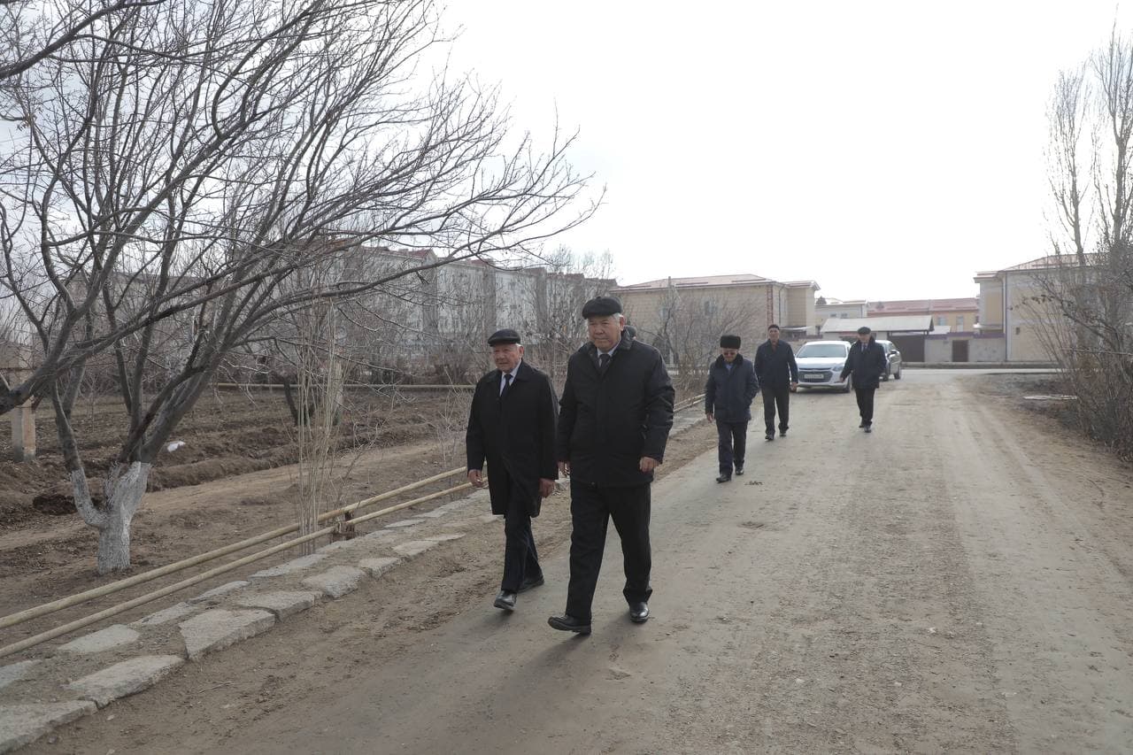 Xo‘jayli tumani 4-sonli maktabda "Keksalar hayoti biz uchun ibrat" mavzusida "Uch avlod" uchrashuvi o‘tkazildi