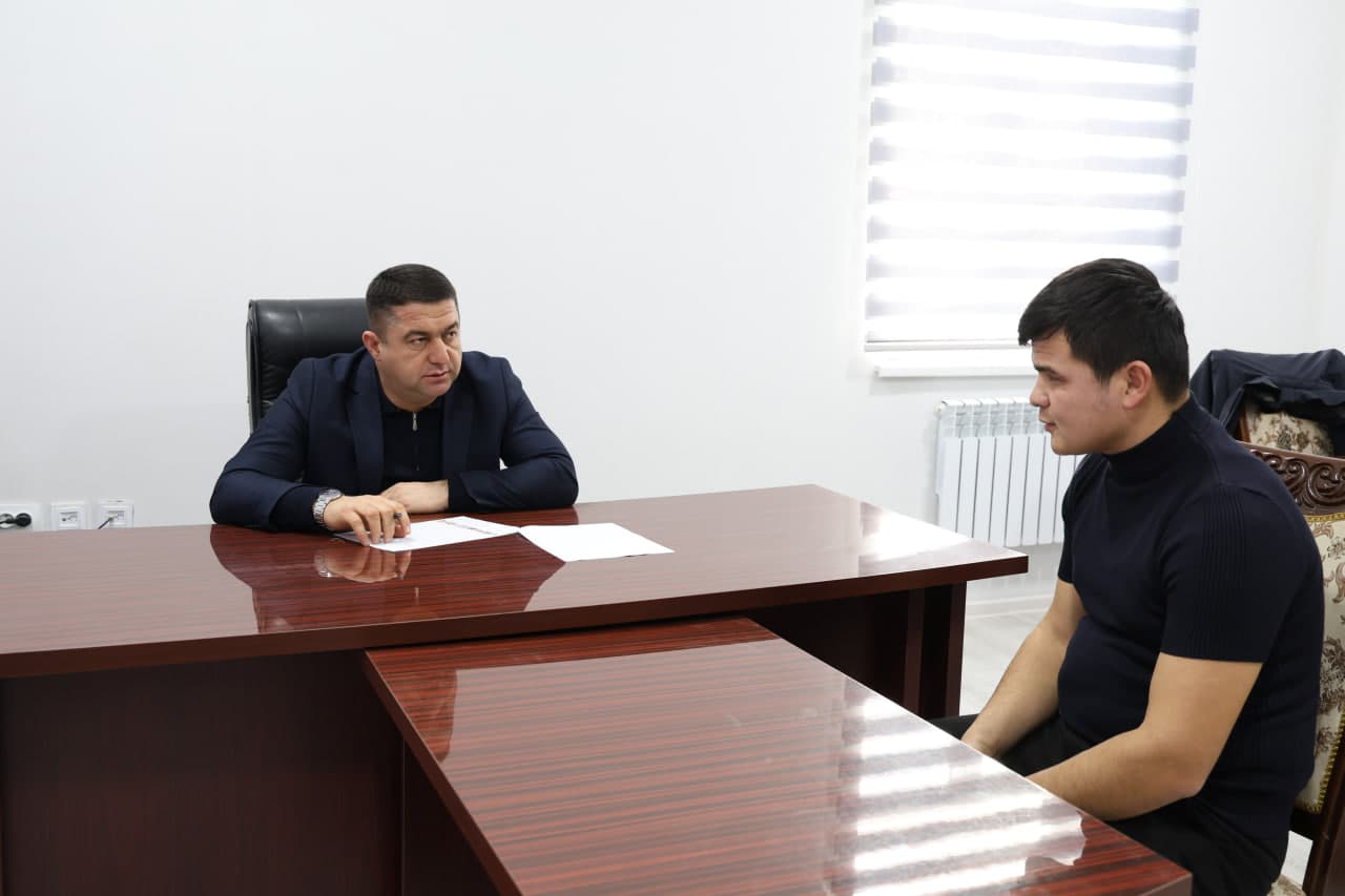 Yoshlar bilan ochiq muloqot – amaliy natijalarga yo‘naltirilgan uchrashuv