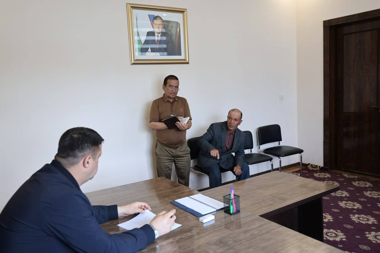 Búgin, Ellikqala rayonı hákimi Valijan Niyazimbetovtıń jeke tártiptegi qabıllaw kúni.