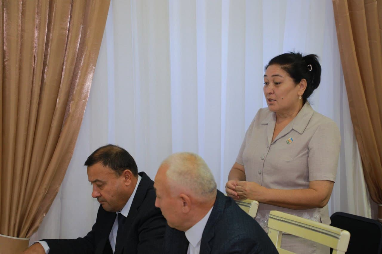 Xalq deputatlari Amudaryo tuman Kengashining o‘n ikkinchi sessiyasi haqida axborot