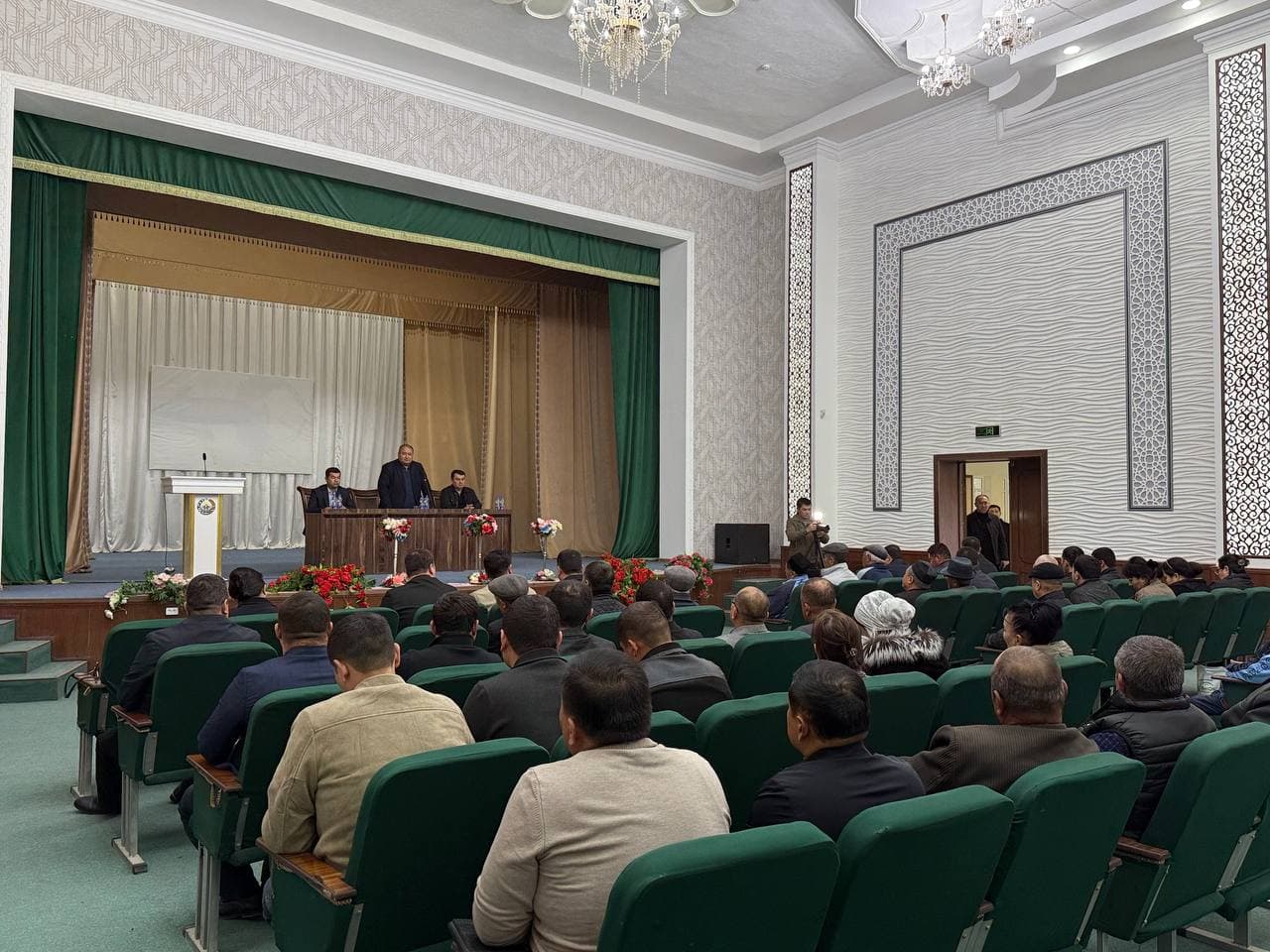 Prezident qarorlarining mazmun-mohiyati aholiga yetkazildi