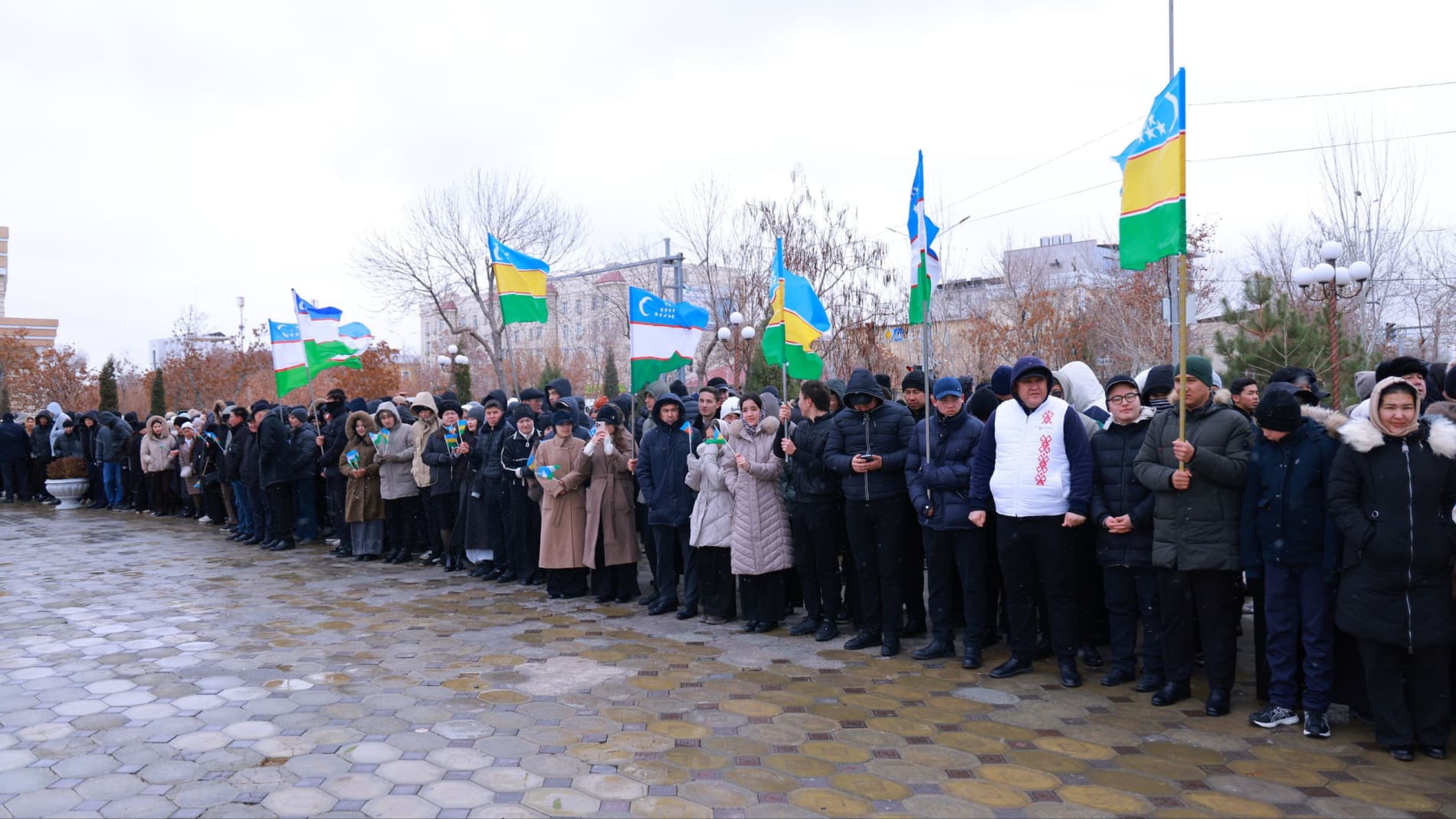 "Qoraqalpog‘iston Respublikasining davlat bayrog‘i to‘g‘risida"gi Qonun qabul qilingan kun munosabati bilan bayram tadbiri bo‘lib o‘tdi