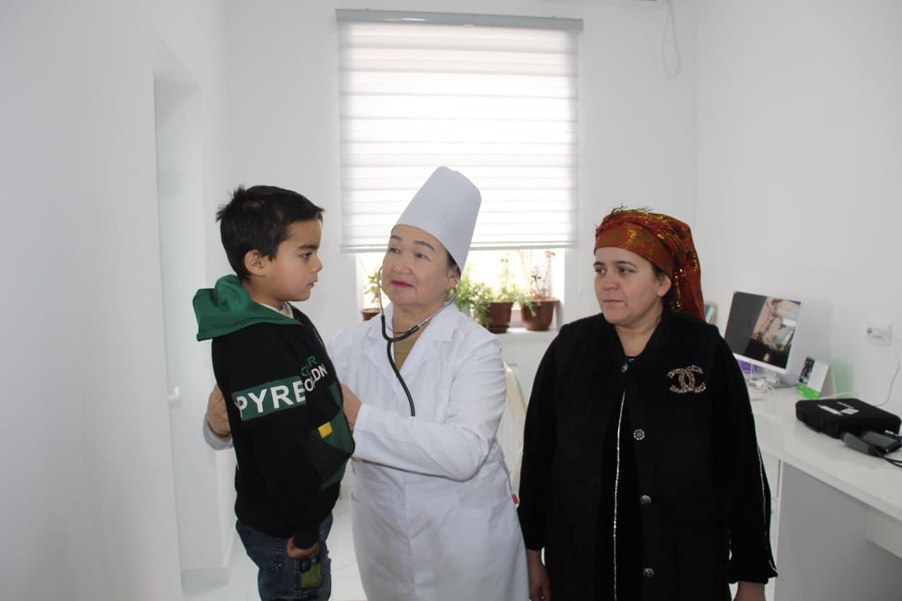 Uyshin mahallasida zamonaviy tibbiyot maskani aholiga sifatli tibbiy xizmat ko‘rsatmoqda