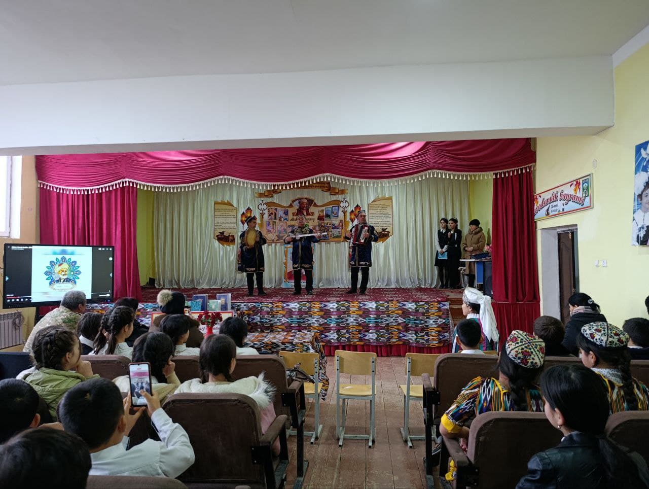 Buyuk mutafakkir xotirasiga ehtirom