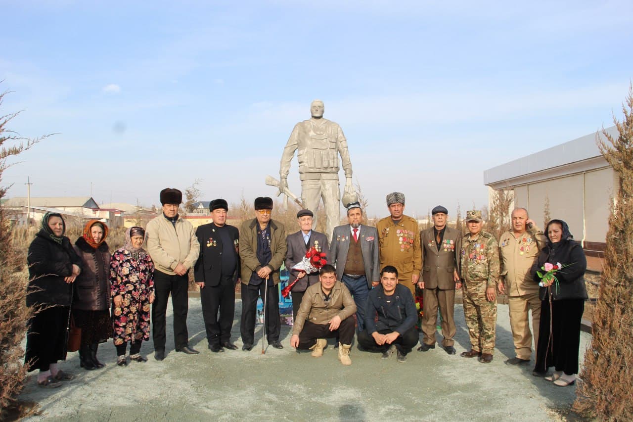 Mardlikka ehtirom, xotiraga sadoqat: Amudaryoda Afg‘on urushi faxriylariga yuksak ehtirom ko‘rsatildi