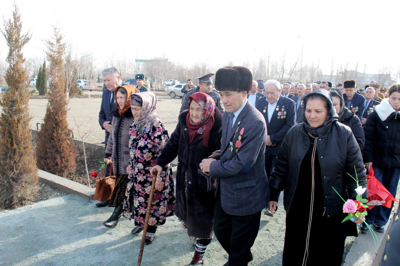 Mardlikka ehtirom, xotiraga sadoqat: Amudaryoda Afg‘on urushi faxriylariga yuksak ehtirom ko‘rsatildi