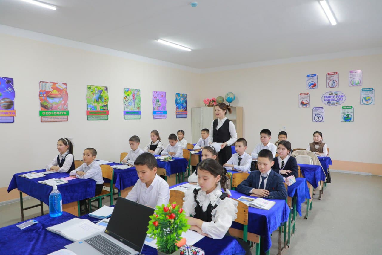 Ámiwdárya rayonındaǵı 68-sanlı mektepte zamanagóy qosımsha imarat paydalanıwǵa tapsırıldı