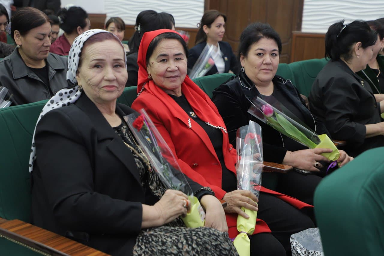 Amudaryo tumanida 8-mart – Xalqaro xotin-qizlar kuni munosabati bilan tantanali bayram tadbiri o‘tkazildi