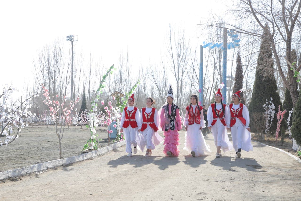 “Navro‘zni ulug‘lash — insonni ulug‘lashdir” shiori ostida katta bayram tantanalari bo’lib o’tdi