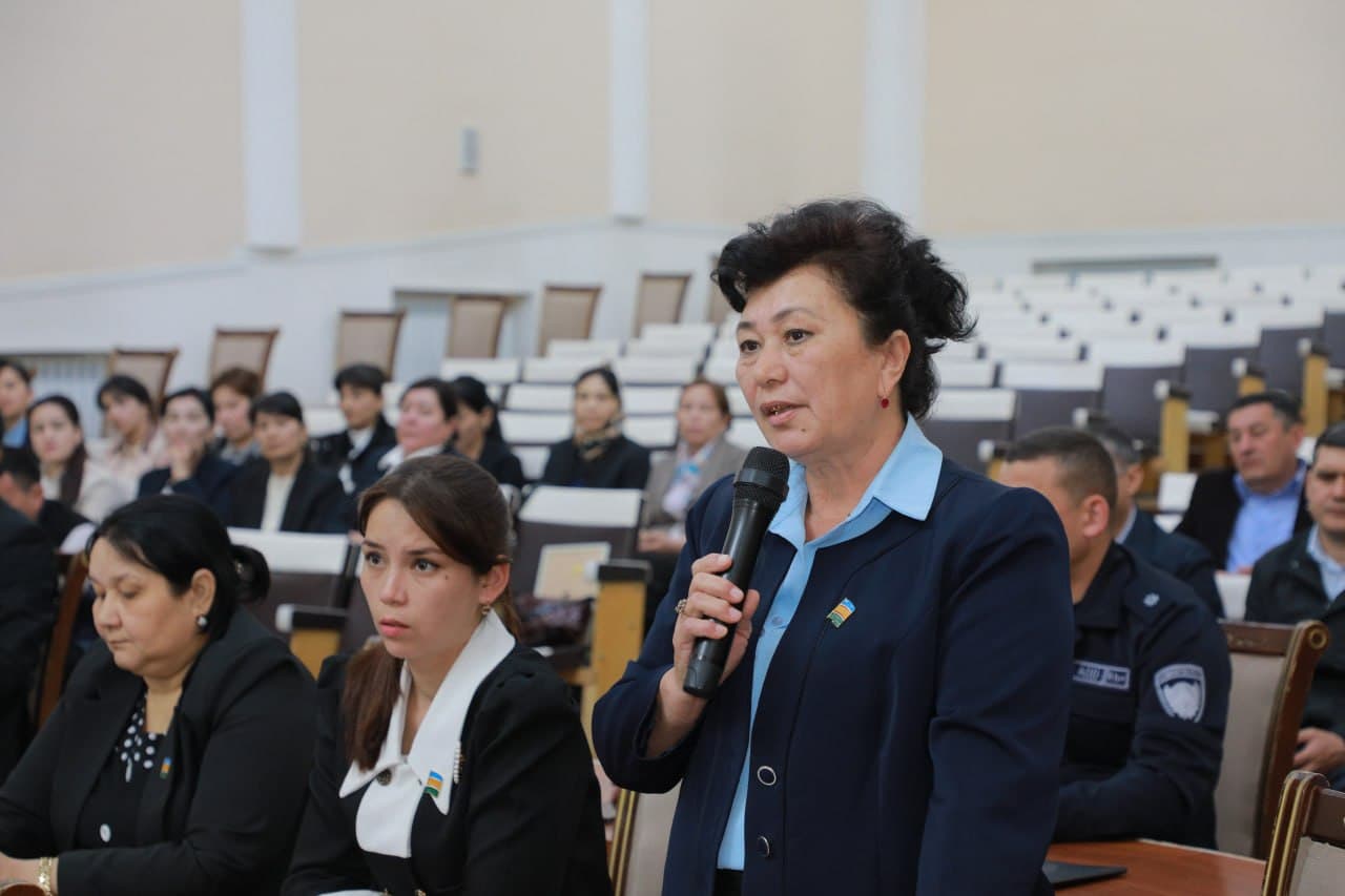 Yettinchi chaqiriq Xalq deputatlari Amudaryo tumani Kengashining 19-sessiyasi to‘g‘risida batafsil rasmiy axborot