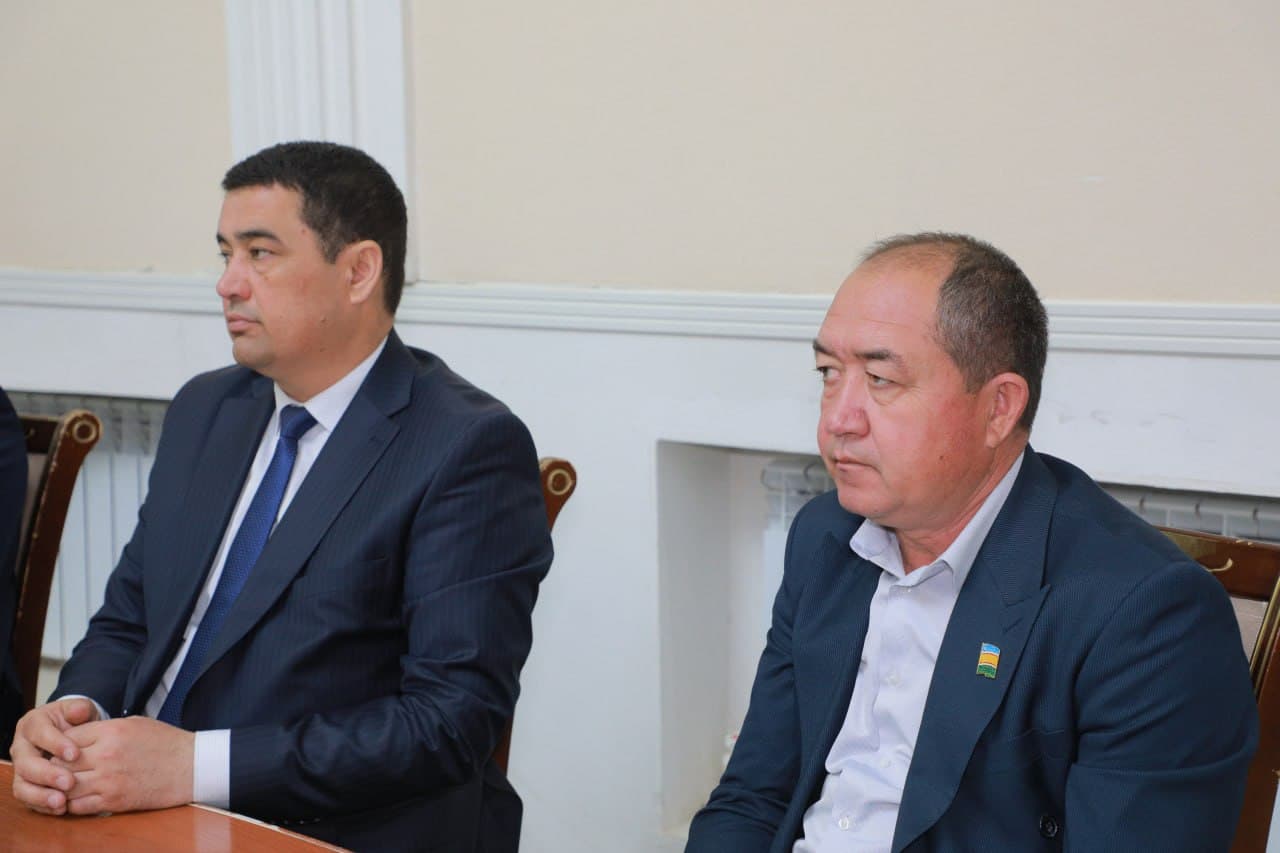 Yettinchi chaqiriq Xalq deputatlari Amudaryo tumani Kengashining 19-sessiyasi to‘g‘risida batafsil rasmiy axborot