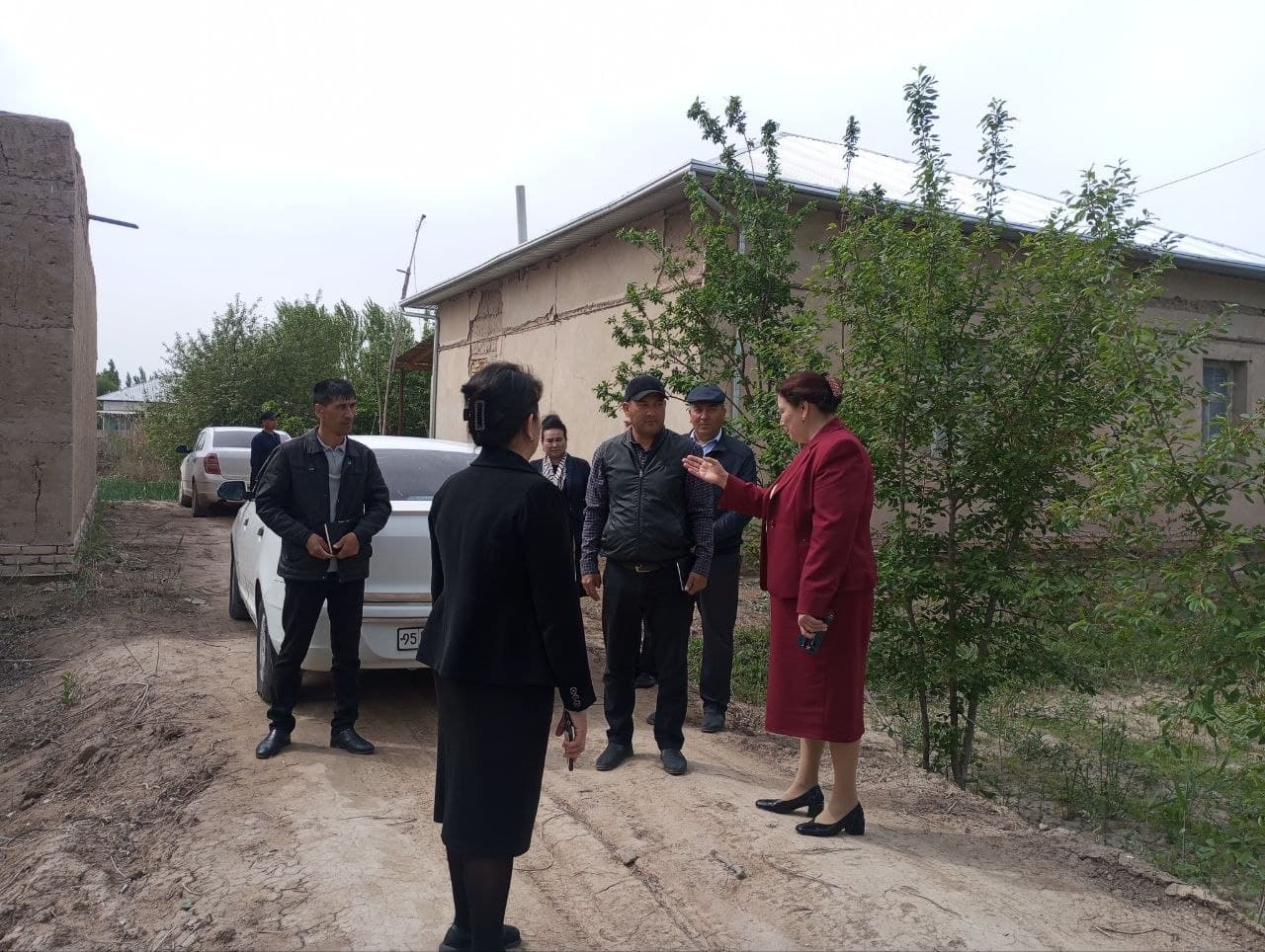 Hududlarda ipakchilikni rivojlantirish va xotin-qizlar bandligini ta’minlashga qaratilgan targ‘ibot ishlari davom etmoqda