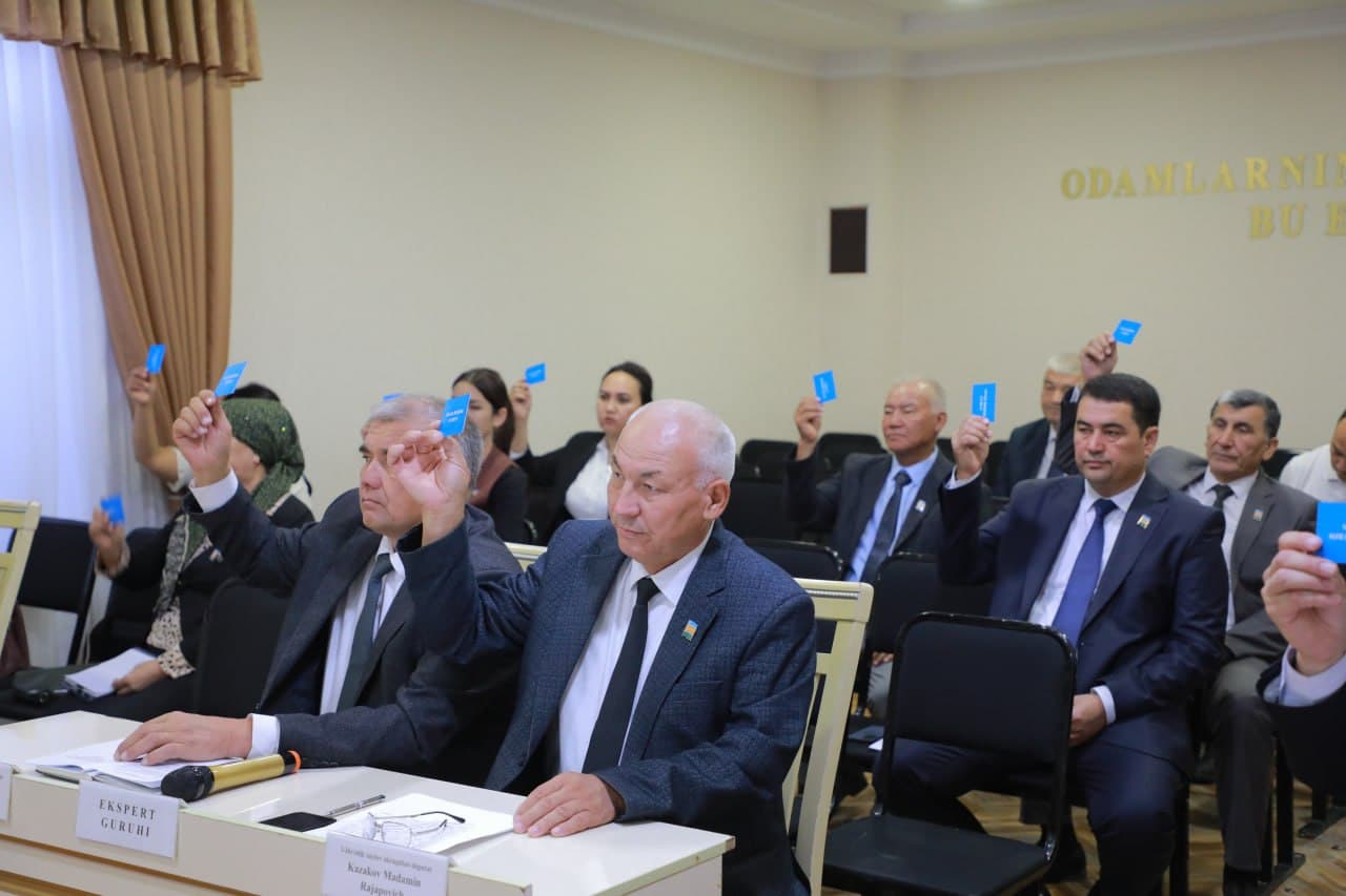 Xalq deputatlari Amudaryo tuman Kengashining navbatdagi 24-sessiyasi haqida axborot