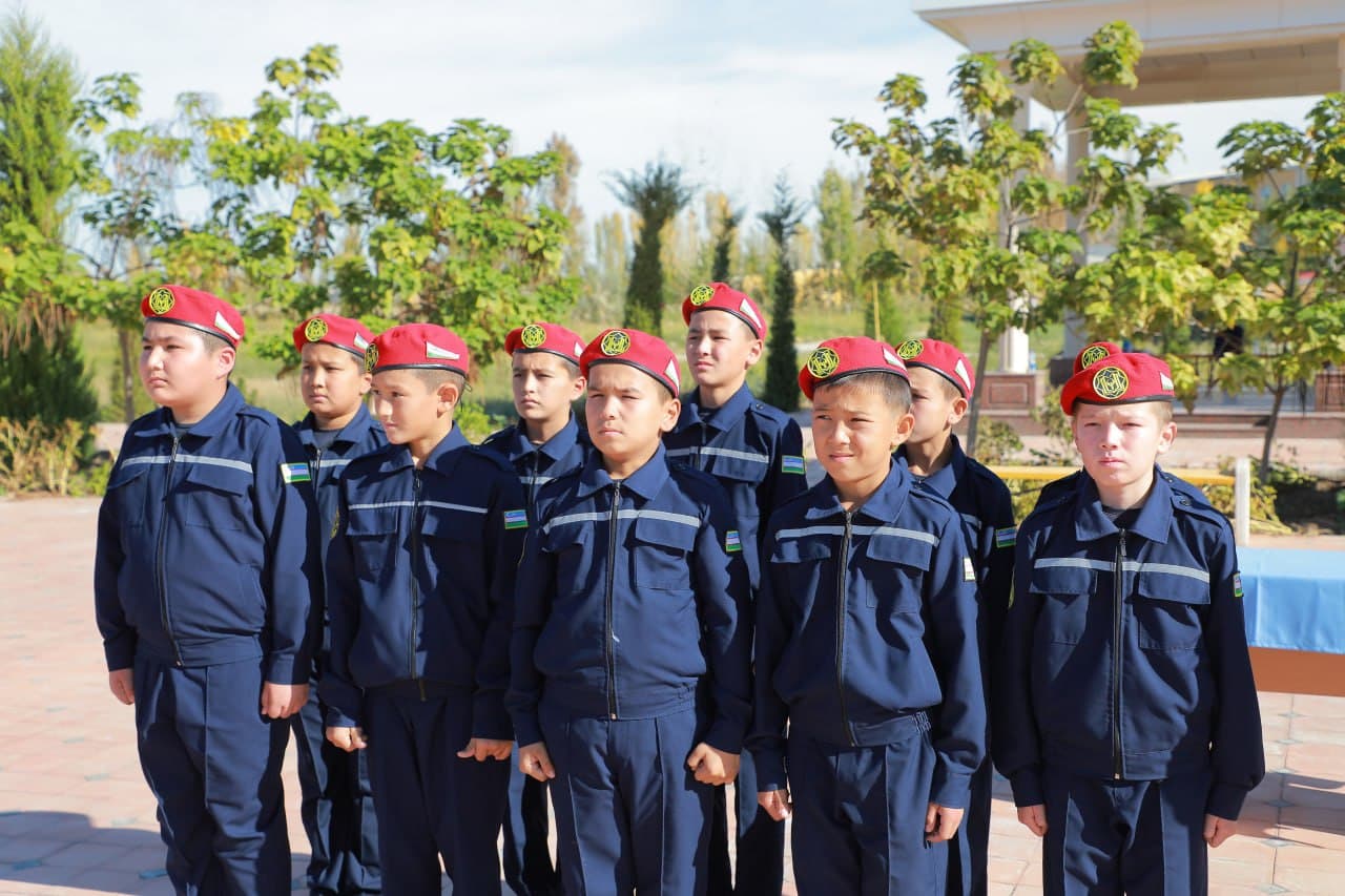 Amudaryo tumanidagi 56-sonli umumta’lim maktabi “Jasorat sinfi” o‘quvchilarining tantanali va’da berish tadbiri o‘tkazildi