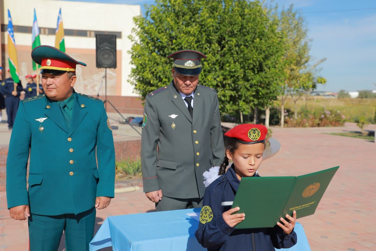 Amudaryo tumanidagi 56-sonli umumta’lim maktabi “Jasorat sinfi” o‘quvchilarining tantanali va’da berish tadbiri o‘tkazildi