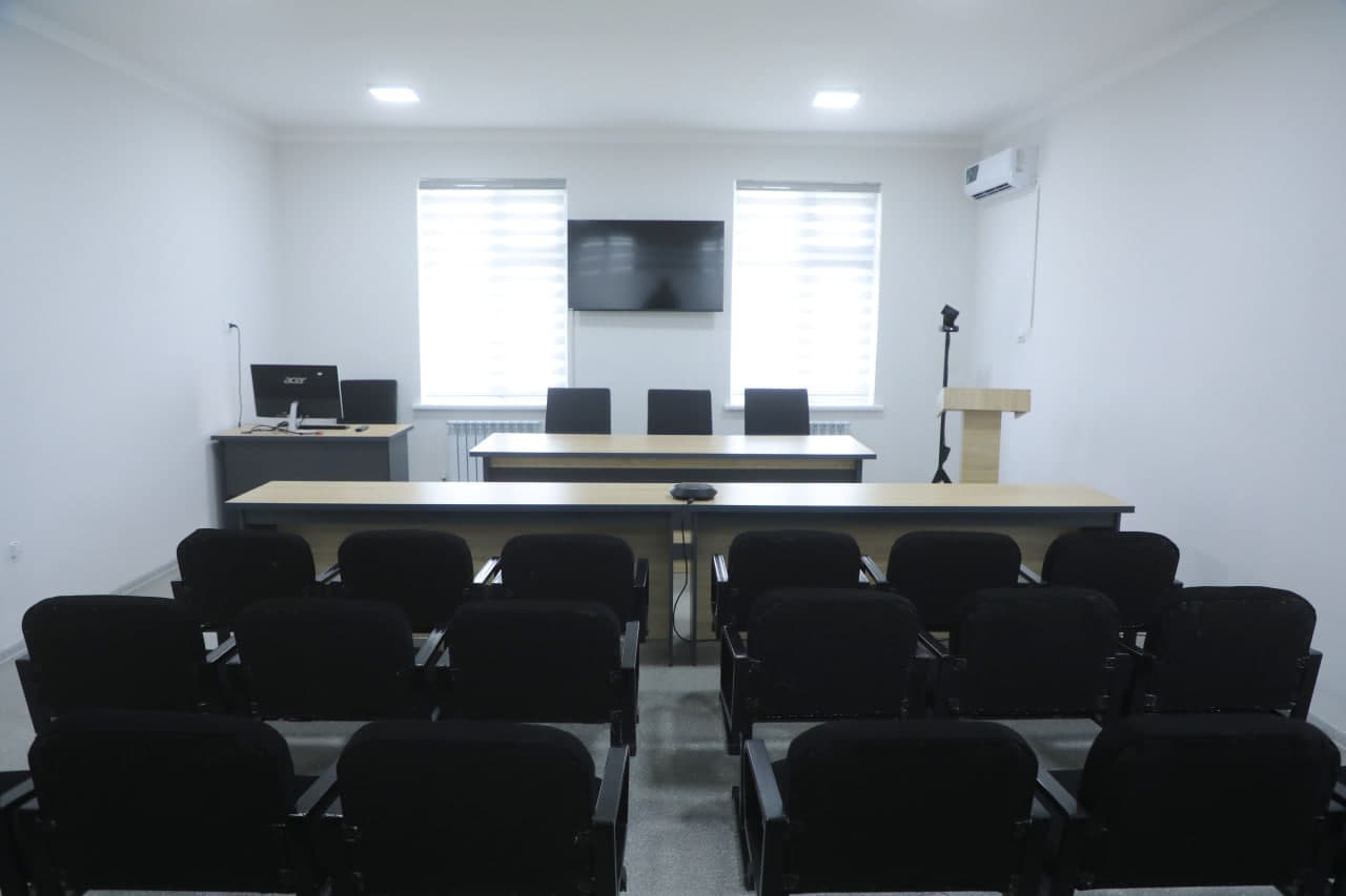 Taxtako‘pir tumani elektr ta’minoti korxonasining yangi binosi foydalanishga topshirildi