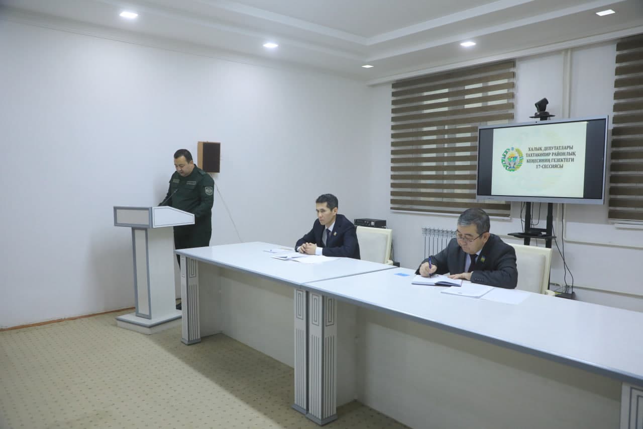 Taxtako‘pir tumani hokimligining majlislar zalida Xalq deputatlari Taxtako‘pir tumani Kengashining navbatdagi o‘n yettinchi sessiyasi bo‘lib o‘tdi.