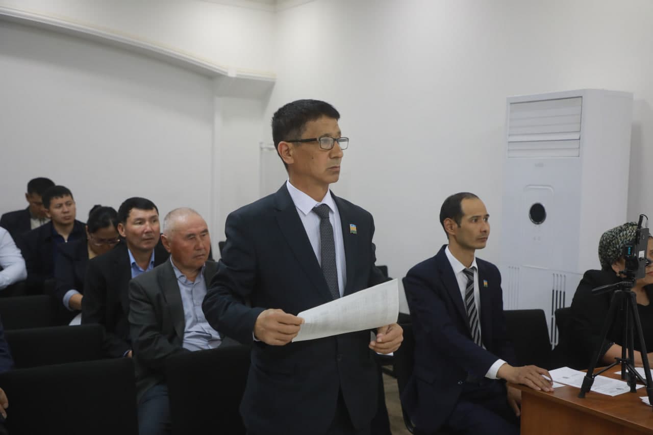 Taxtako‘pir tumani hokimligining majlislar zalida Xalq deputatlari Taxtako‘pir tumani Kengashining navbatdagi o‘n to‘qqizinchi sessiyasi bo‘lib o‘tdi.