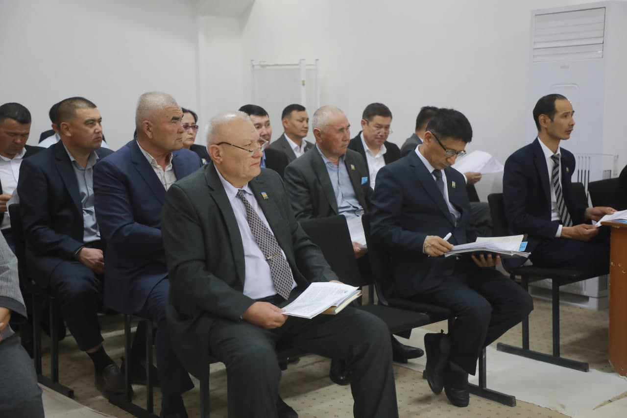 Taxtako‘pir tumani hokimligining majlislar zalida Xalq deputatlari Taxtako‘pir tumani Kengashining navbatdagi o‘n to‘qqizinchi sessiyasi bo‘lib o‘tdi.