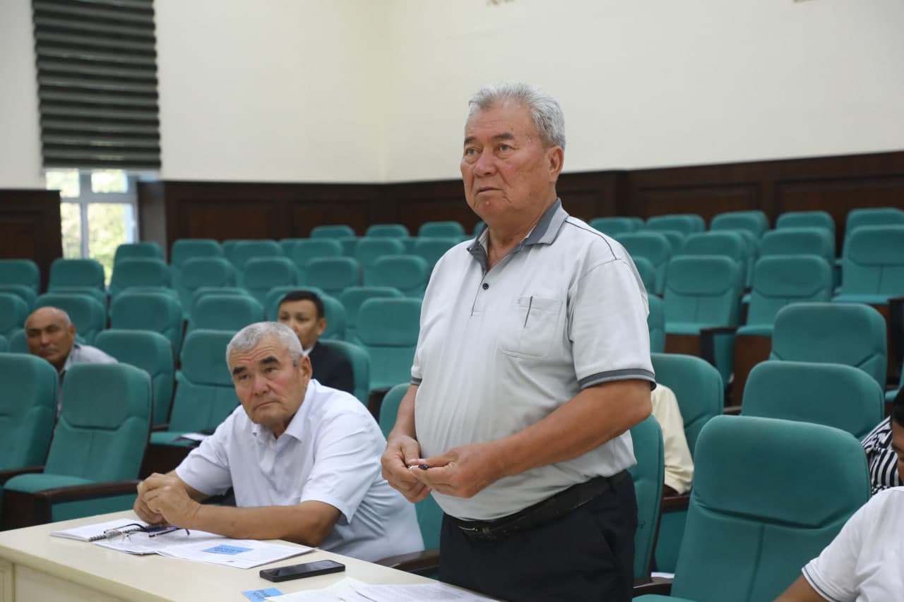 Taxtako‘pir tumani hokimligining majlislar zalida Xalq deputatlari Taxtako‘pir tumani Kengashining navbatdagi 22-sessiyasi bo‘lib o‘tdi.