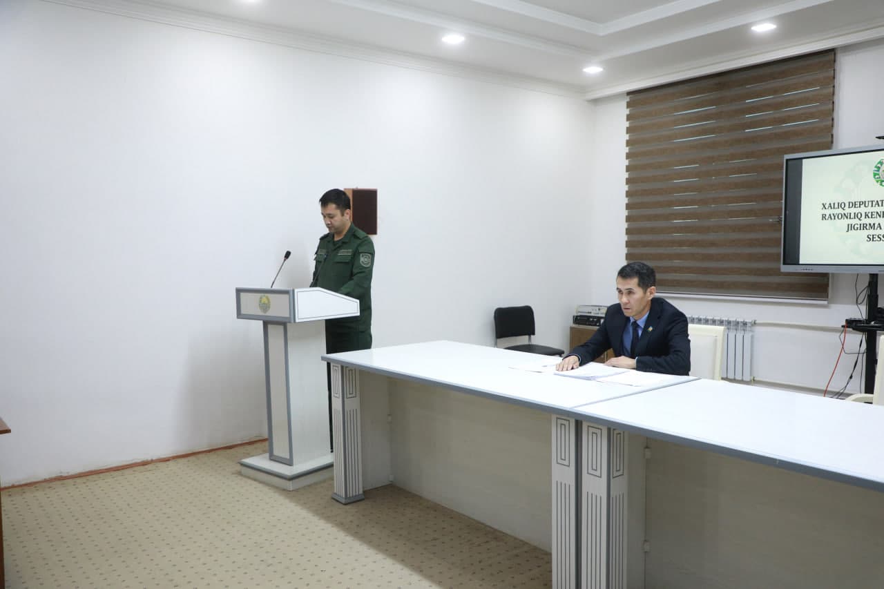Taxtako‘pir tumani hokimligining majlislar zalida Xalq deputatlari Taxtako‘pir tumani Kengashining navbatdagi 24-sessiyasi bo‘lib o‘tdi.