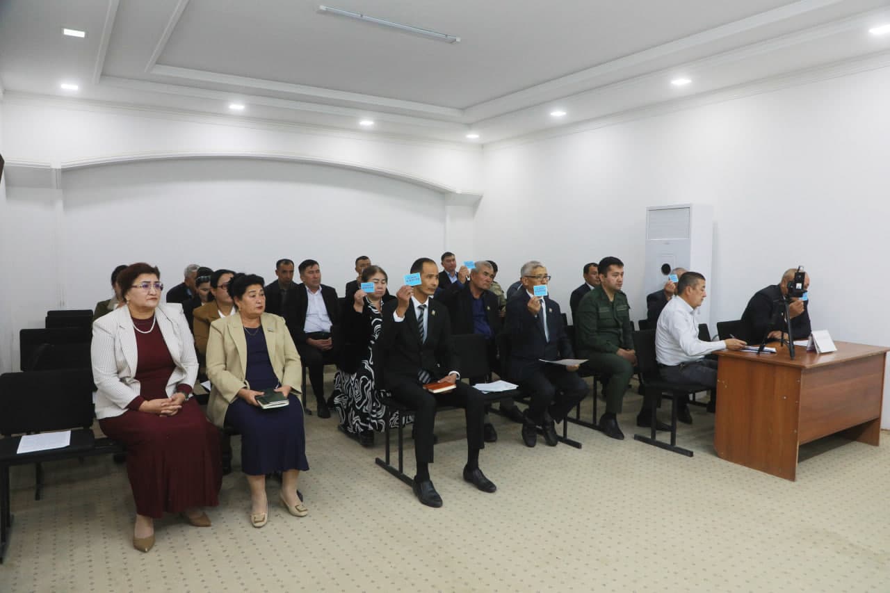 Taxtako‘pir tumani hokimligining majlislar zalida Xalq deputatlari Taxtako‘pir tumani Kengashining navbatdagi 24-sessiyasi bo‘lib o‘tdi.